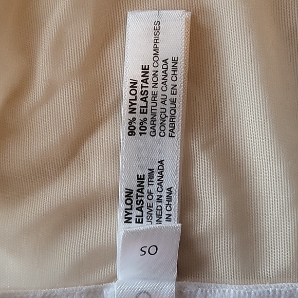 Nude Lace Bodysuit - Picture 4 of 4